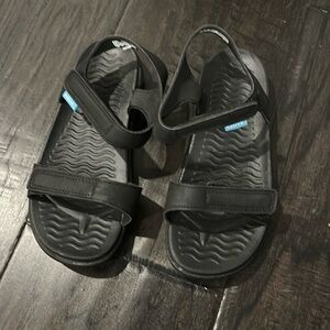 Native sandals (size 1), gently worn, black, true to size